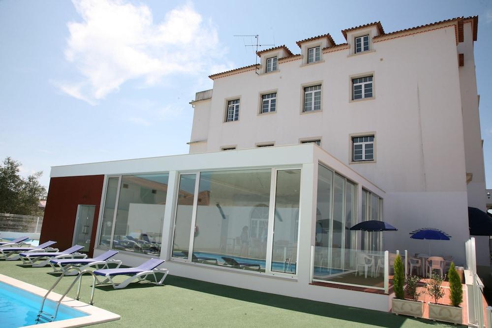 Hotel Flora - Monte Real Εξωτερικό φωτογραφία
